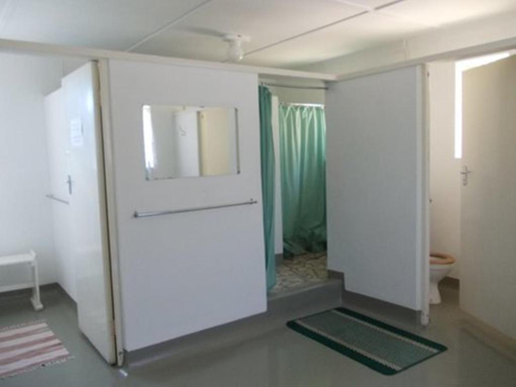 Franschhoek Travellers Lodge エクステリア 写真