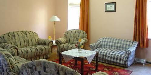 Franschhoek Travellers Lodge エクステリア 写真